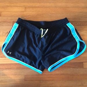 Under Armour shorts with underwear liner size M